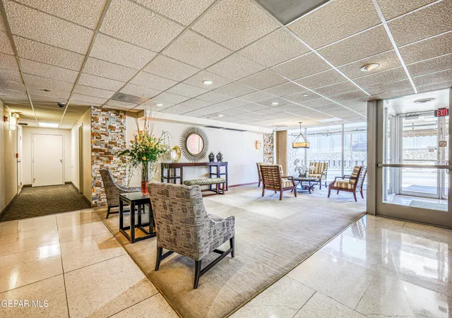 4th image of 1800 N Stanton St #1102, El Paso, TX 79902 | MLS# 948780