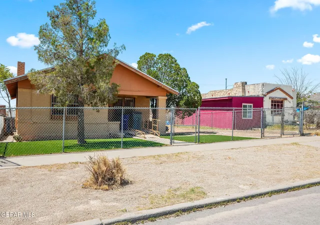 Photo 3 of Sale Pending at 3504 Porter Ave, El Paso, TX 79930 | MLS# 948387 | Listing updated on 2026-10-02