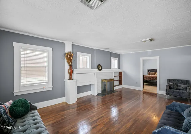 Photo 4 of Sale Pending at 3504 Porter Ave, El Paso, TX 79930 | MLS# 948387 | Listing updated on 2026-10-02