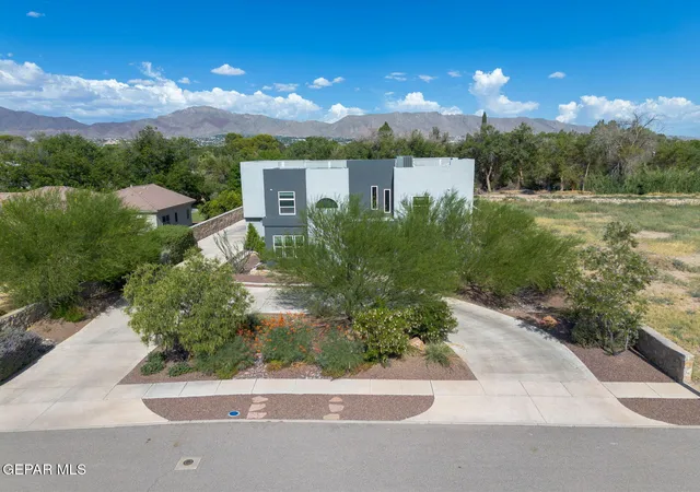 Photo 4 of Single family home for sale at 5012 Amen Cor Dr, El Paso, TX 79922 | MLS# 948525 | Listing updated on 2026-09-20
