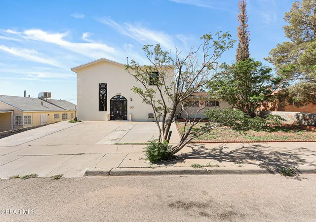 Photo 2 of Single family home for sale at 3104 Van Buren Ave, El Paso, TX 79930 | MLS# 948436 | Listing updated on 2026-09-11
