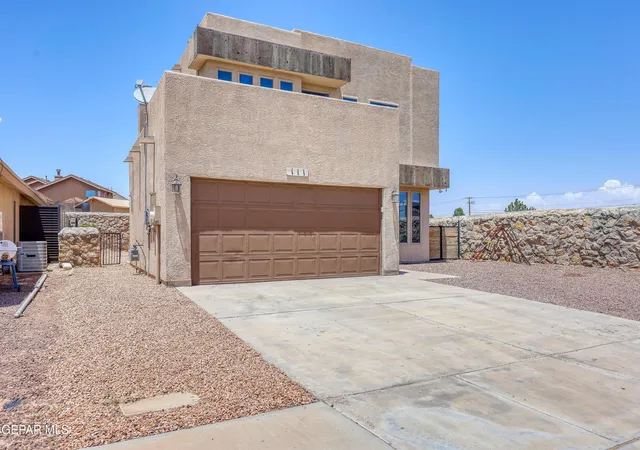 Photo 3 of Single family home for sale at 111 River Hondo Rd, Clint, TX 79836 | MLS# 948446 | Listing updated on 2026-09-19