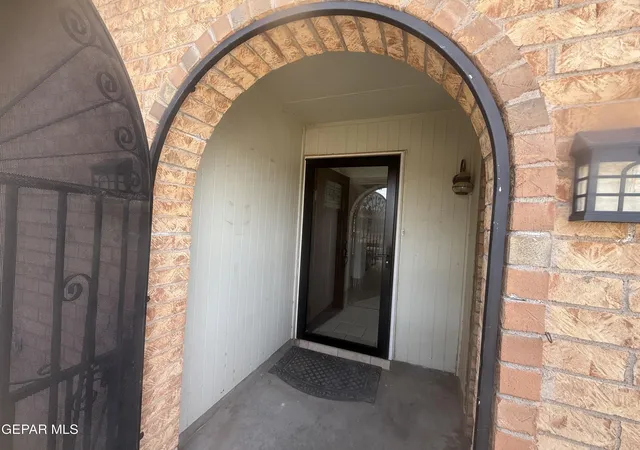 Photo 3 of Sale Pending at 5744 Longview Cir, El Paso, TX 79924 | MLS# 948457 | Listing updated on 2026-09-18