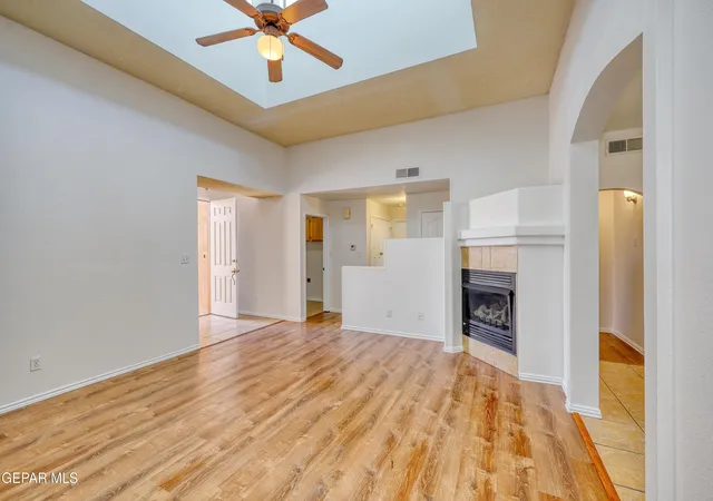 Photo 3 of Sale Pending at 220 Morning Dawn Ave, El Paso, TX 79932 | MLS# 948583 | Listing updated on 2026-09-14