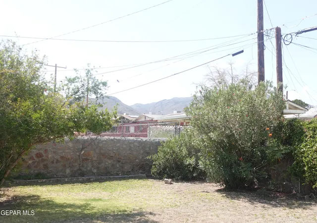 16th image of 3705 Flory Ave, El Paso, TX 79904 | MLS# 948604