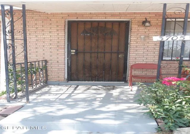 3rd image of 3705 Flory Ave, El Paso, TX 79904 | MLS# 948604