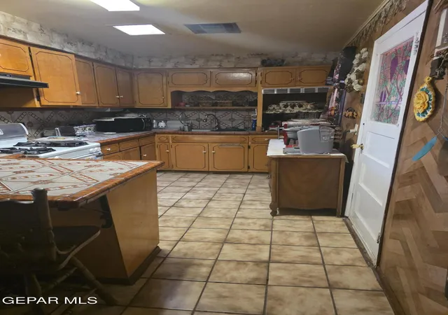 4th image of 8827 Sunland Rd, El Paso, TX 79907 | MLS# 948619