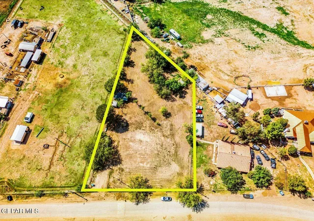 Photo 2 of Land for sale at 683 Worsham Rd, El Paso, TX 79927 | MLS# 948573 | Listing updated on 2026-07-31
