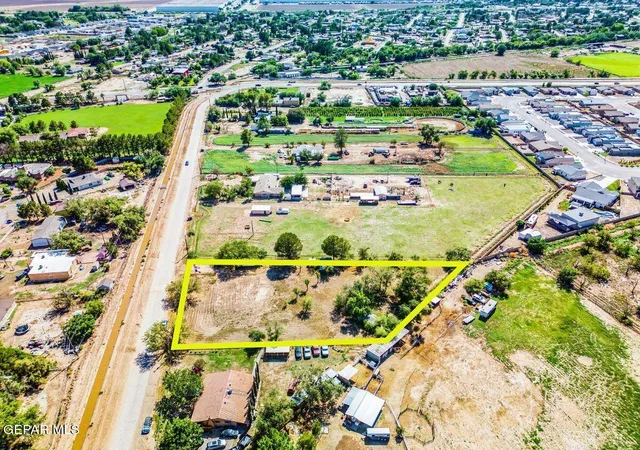 Photo 4 of House for sale at 683 Worsham Rd, El Paso, TX 79927 | MLS# 948573 | Listing updated on 2026-07-31