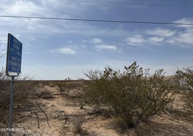 Photo 2 of Land for sale at 15950 Montana Ave, El Paso, TX 79938 | MLS# 948629 | Listing updated on 2026-08-31