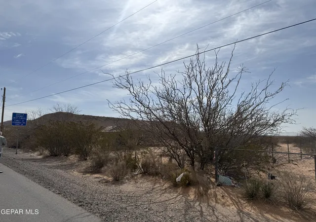 Photo 3 of Land for sale at 15950 Montana Ave, El Paso, TX 79938 | MLS# 948629 | Listing updated on 2026-08-31