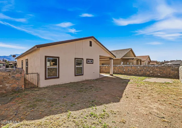 32nd image of 11336 Charles Maiz Ln, El Paso, TX 79934 | MLS# 948637