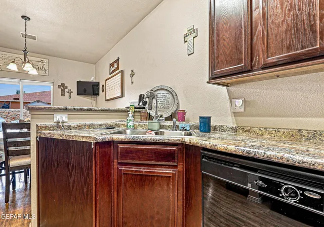 4th image of 14305 Arthur Ashe Ct #A & B, El Paso, TX 79938 | MLS# 949054