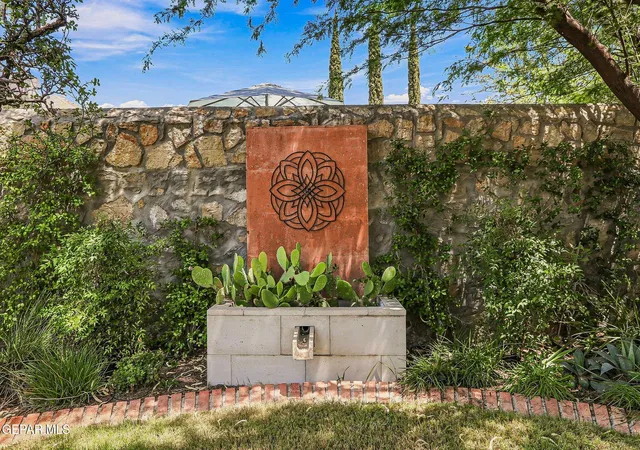 4th image of 744 El Parque Dr, El Paso, TX 79912 | MLS# 948666