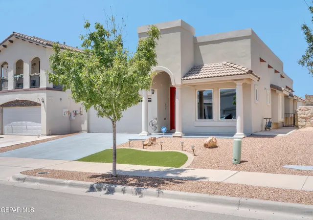 Photo 2 of Single family home for sale at 801 Spofforth Rd, El Paso, TX 79928 | MLS# 948674 | Listing updated on 2026-09-23