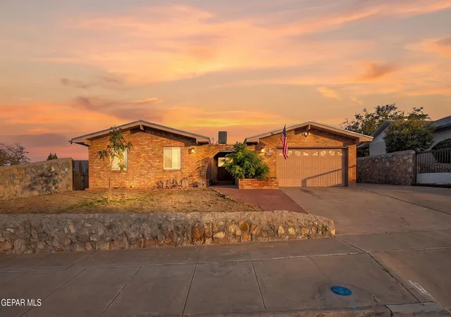 Photo 1 of Single family home for sale at 10732 Vista Lomas Dr, El Paso, TX 79935 | MLS# 948893 | Listing updated on 2026-09-11