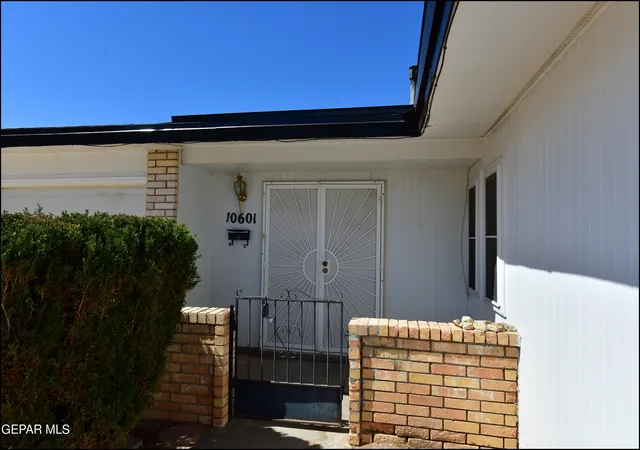 Photo 3 of Single family home for sale at 10601 Josie Pl, El Paso, TX 79924 | MLS# 948699 | Listing updated on 2026-08-03