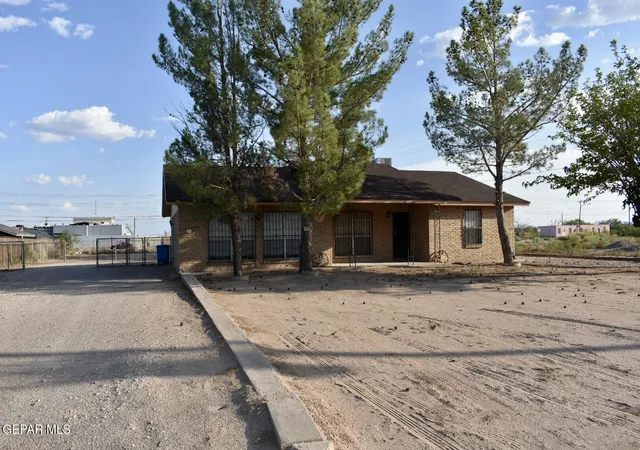 Photo 3 of Sale Pending at 178 Esquivel Ct, Clint, TX 79836 | MLS# 949100 | Listing updated on 2026-09-14