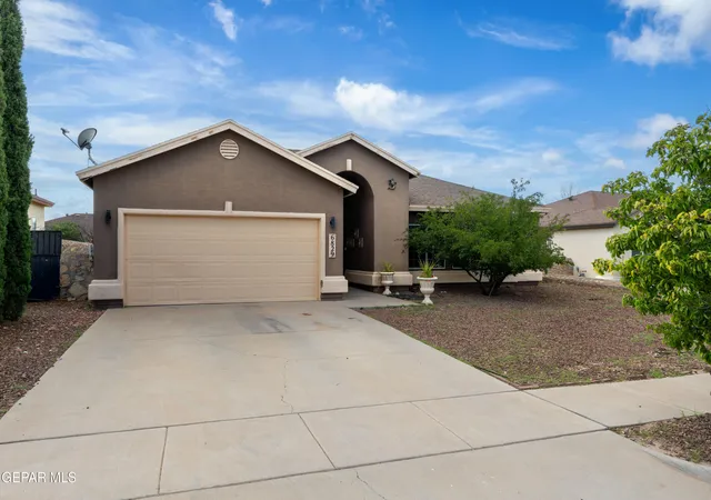 Photo 1 of Sale Pending at 6829 Steffers Ln, El Paso, TX 79932 | MLS# 948724 | Listing updated on 2026-09-17