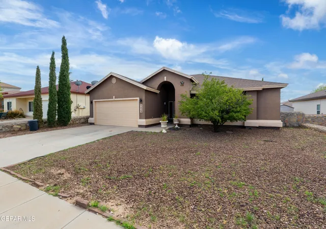 Photo 2 of Sale Pending at 6829 Steffers Ln, El Paso, TX 79932 | MLS# 948724 | Listing updated on 2026-09-17