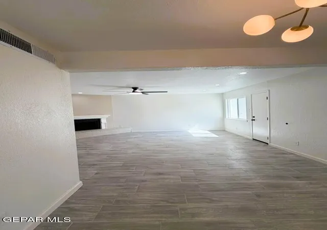 3rd image of 10613 Springwood Dr #A, El Paso, TX 79935 | MLS# 948768