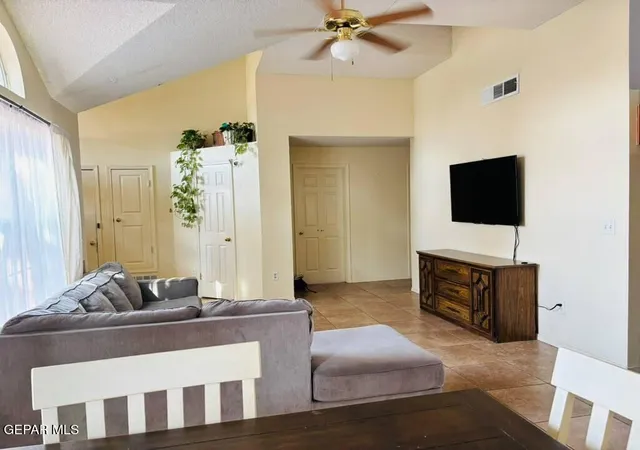 4th image of 516 Cristian Ct, Horizon City, TX 79928 | MLS# 949246