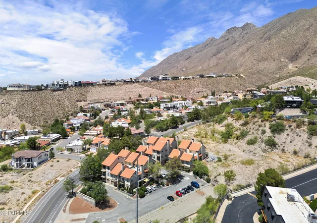 3rd image of 4614 N Stanton St #C-19, El Paso, TX 79902 | MLS# 948770