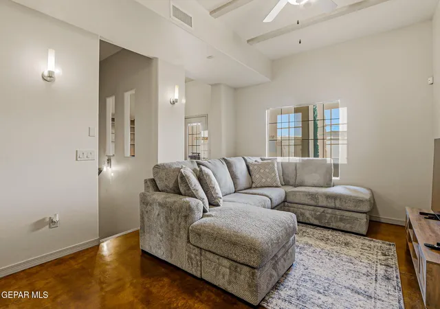 4th image of 6350 Escondido Dr, El Paso, TX 79912