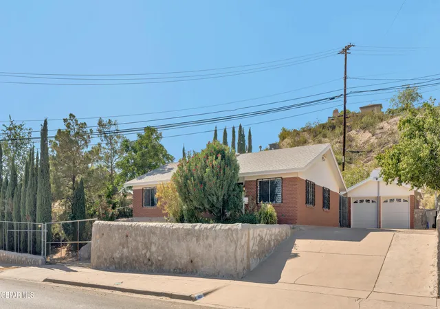 Photo 2 of Sale Pending at 101 Fountain Rd, El Paso, TX 79912 | MLS# 948915 | Listing updated on 2026-08-25
