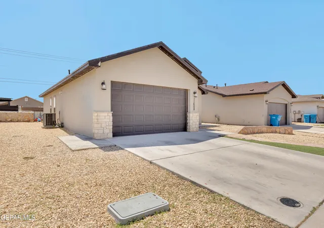 Photo 3 of Sale Pending at 11608 Flor Achillea Dr, Socorro, TX 79927 | MLS# 949045 | Listing updated on 2026-09-15