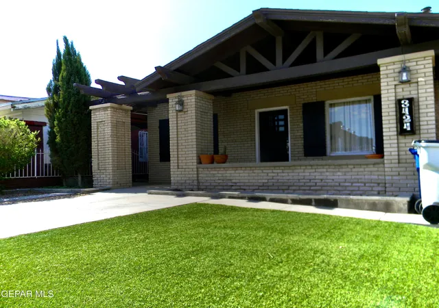 Photo 4 of Single family home for sale at 3424 La Luz Ave, El Paso, TX 79903 | MLS# 949454 | Listing updated on 2026-09-07