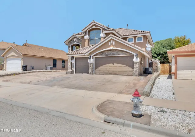 Photo 2 of Single family home for sale at 428 Desert Dandelion St, El Paso, TX 79928 | MLS# 949022 | Listing updated on 2026-08-31