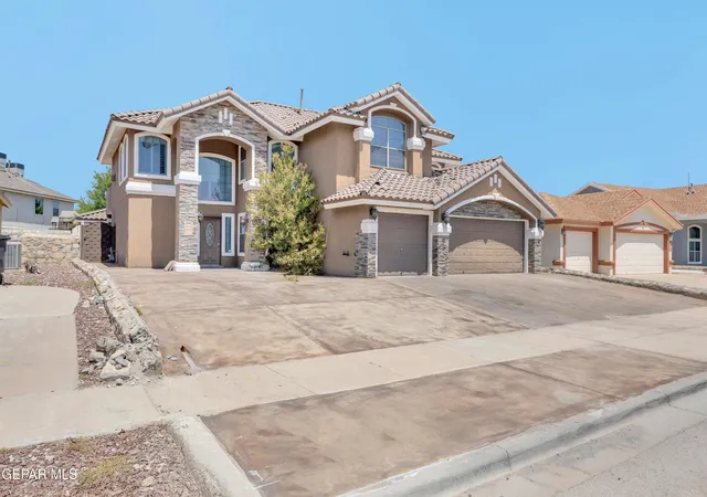 Photo 3 of Single family home for sale at 428 Desert Dandelion St, El Paso, TX 79928 | MLS# 949022 | Listing updated on 2026-08-31