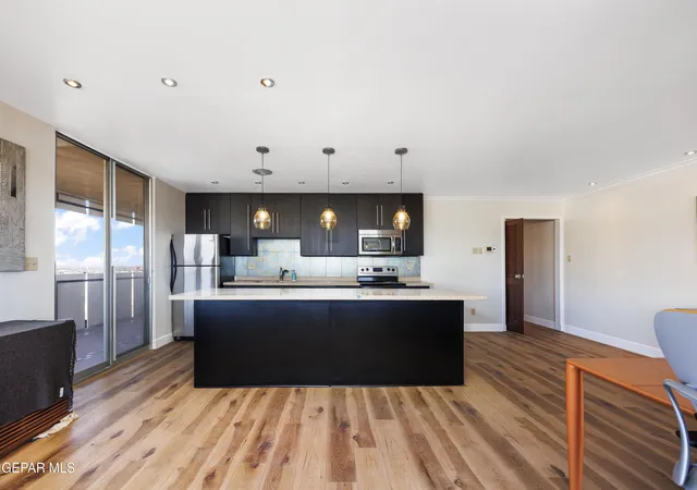 Photo 4 of Sale Pending at 1800 N Stanton St #601, El Paso, TX 79902 | MLS# 948923 | Listing updated on 2026-10-01