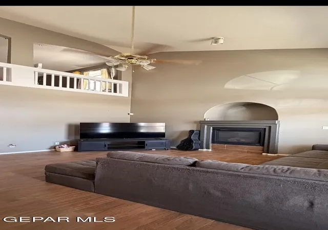 Photo 3 of Single family home for sale at 3613 E Vitex Cir, El Paso, TX 79936 | MLS# 949644 | Listing updated on 2026-09-22