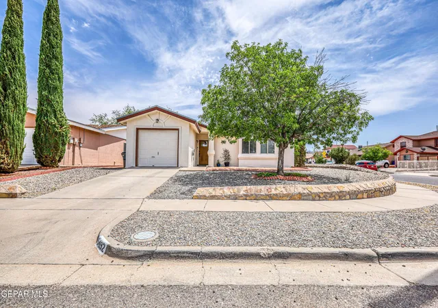 Photo 1 of Sale Pending at 5492 Fire Ridge Cir, El Paso, TX 79932 | MLS# 949050 | Listing updated on 2026-09-11
