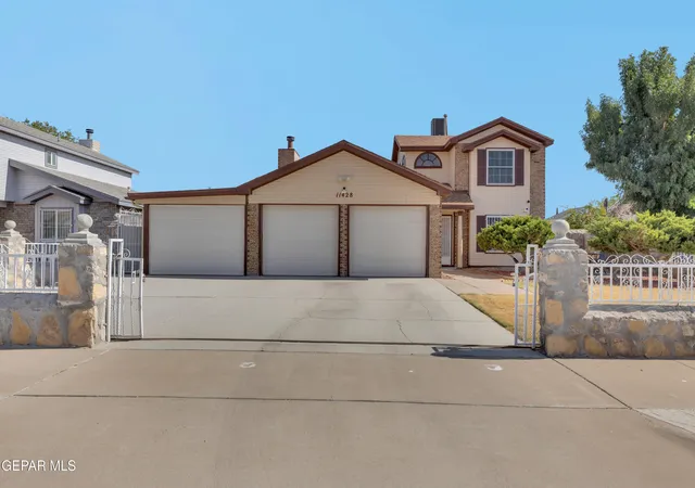 Photo 1 of Single family home for sale at 11428 Lake Tana Dr, El Paso, TX 79936 | MLS# 949091 | Listing updated on 2026-09-13