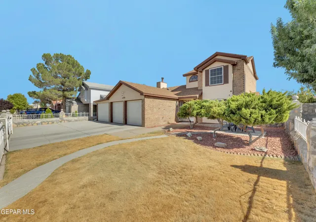 Photo 3 of Single family home for sale at 11428 Lake Tana Dr, El Paso, TX 79936 | MLS# 949091 | Listing updated on 2026-09-13