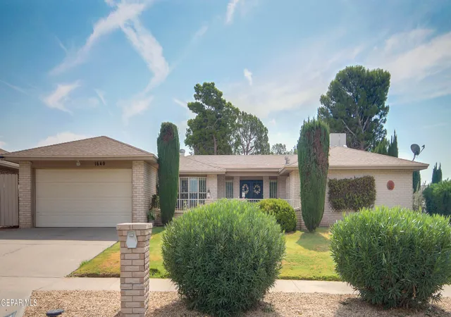 Photo 3 of Single family home for sale at 1640 Bessemer Dr, El Paso, TX 79936 | MLS# 949040 | Listing updated on 2026-08-07