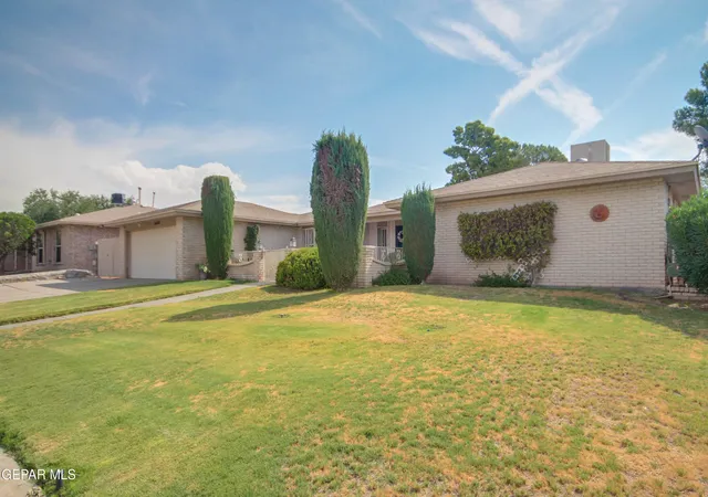 Photo 4 of Single family home for sale at 1640 Bessemer Dr, El Paso, TX 79936 | MLS# 949040 | Listing updated on 2026-08-07
