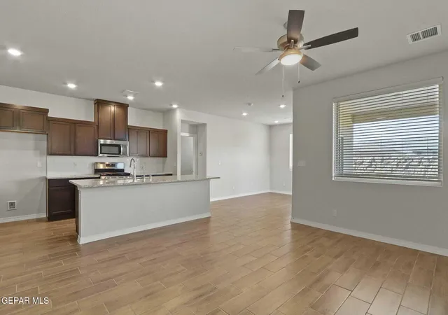 5th image of 14465 Desert Wind Dr, El Paso, TX 79928 | MLS# 948961