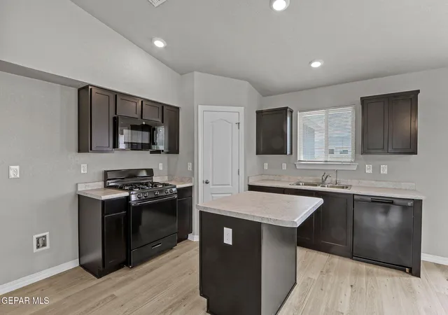 3rd image of 14220 Star Cactus Ave, Horizon City, TX 79928 | MLS# 948981