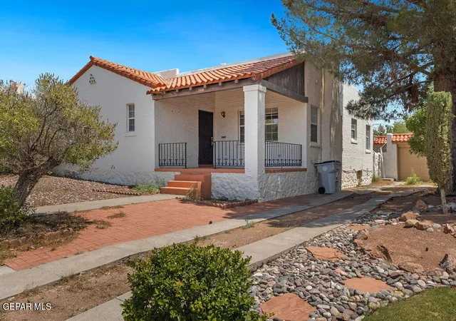 Photo 2 of Sale Pending at 708 E Baltimore Dr, El Paso, TX 79902 | MLS# 949330 | Listing updated on 2026-09-04