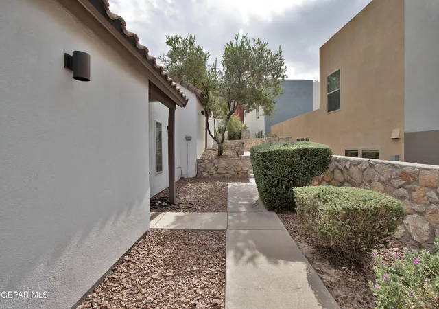 5th image of 4200 Camelot Heights Dr #17, El Paso, TX 79912 | MLS# 949006