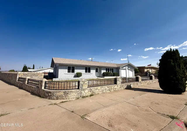 4th image of 10220 Bon Aire Dr, El Paso, TX 79924 | MLS# 949189