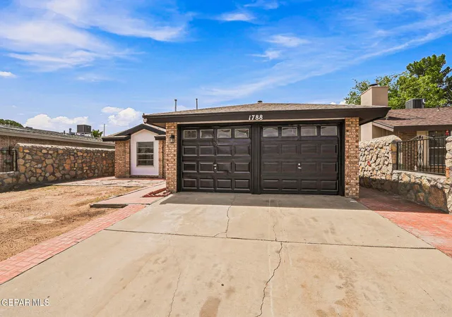 Photo 4 of Sale Pending at 1788 Victor Lopez Dr, El Paso, TX 79936 | MLS# 949382 | Listing updated on 2026-08-24