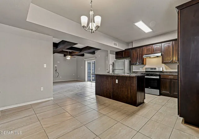 Photo 4 of Single family home for sale at 210 Lago Maggiore St, El Paso, TX 79928 | MLS# 949032 | Listing updated on 2026-10-08
