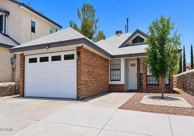 Photo 1 of Single family home for sale at 11791 Francis Scobee Dr, El Paso, TX 79936 | MLS# 949061 | Listing updated on 2026-09-19