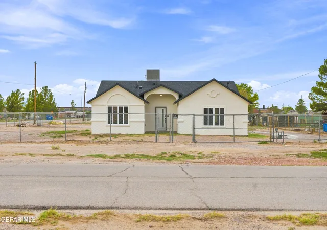 Photo 1 of Sale Pending at 11571 Riverside Rd, El Paso, TX 79927 | MLS# 949085 | Listing updated on 2026-08-17