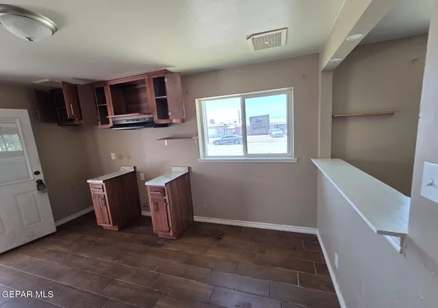 Photo 3 of Sale Pending at 4943 Aiken Ln, El Paso, TX 79924 | MLS# 949101 | Listing updated on 2026-08-24